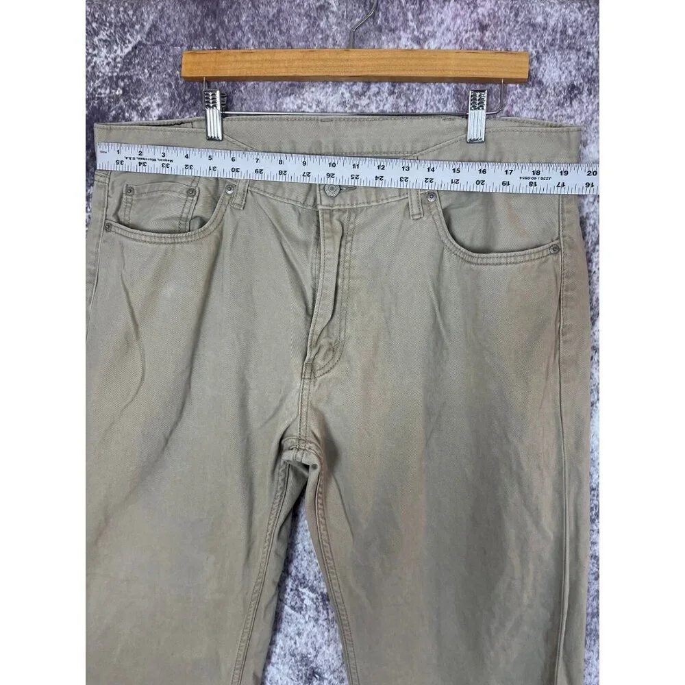 Levis levis 559